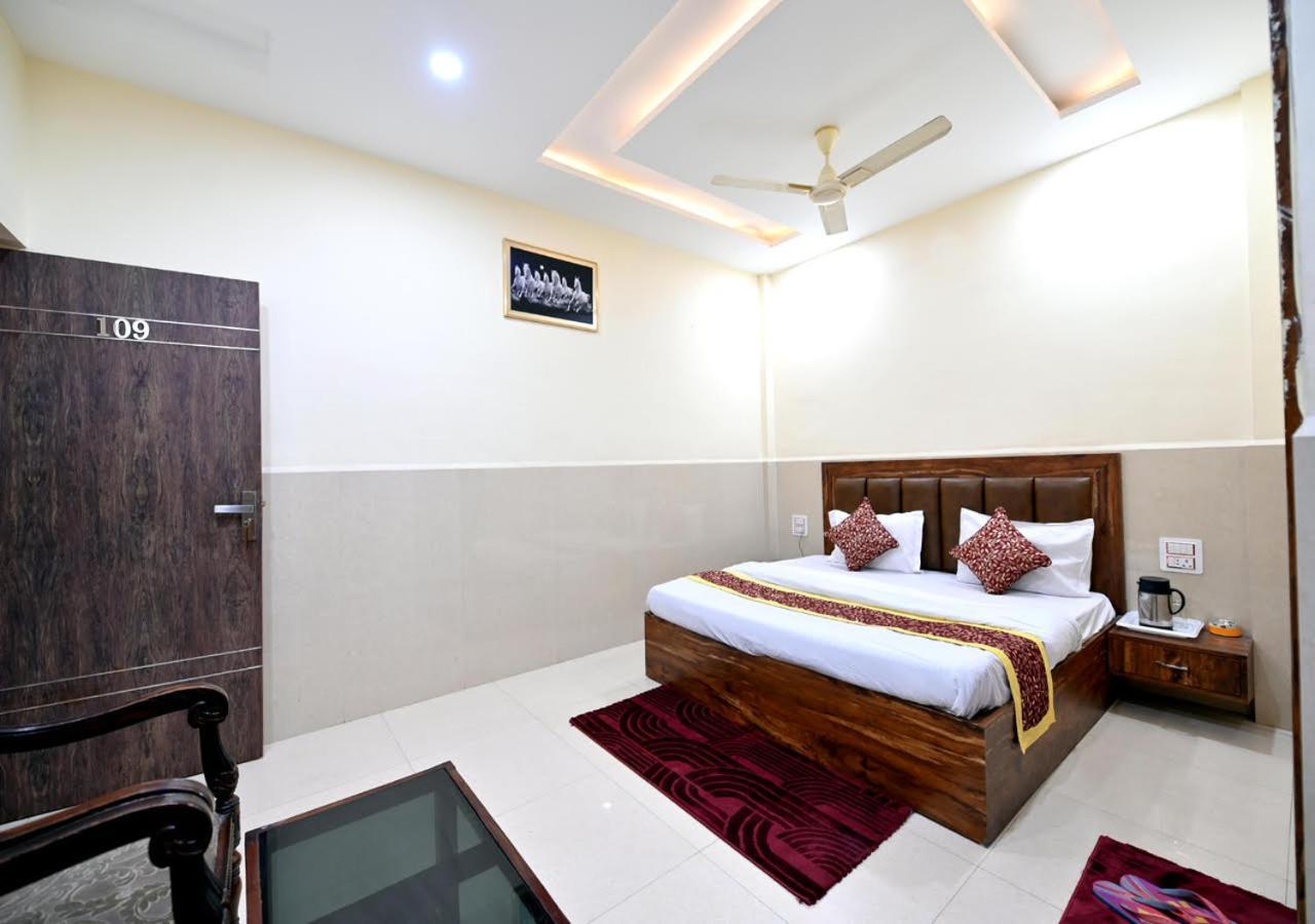 Royal Inn Jammu Exterior photo