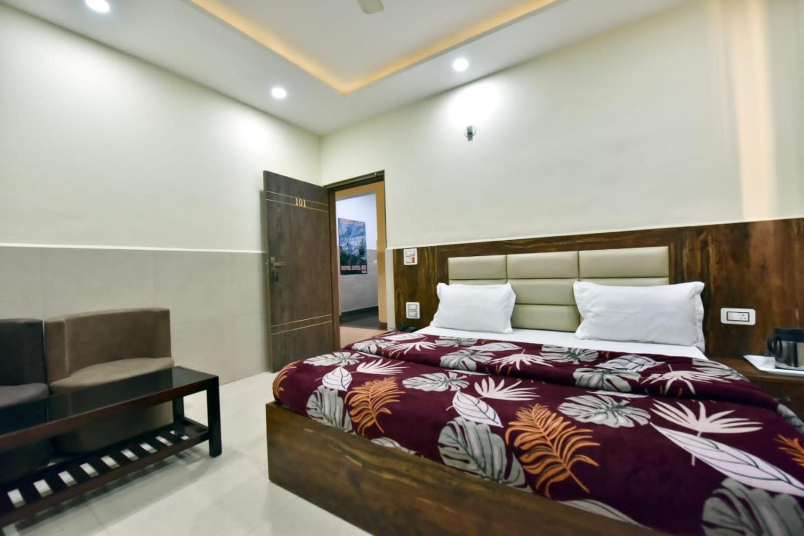 Royal Inn Jammu Exterior photo